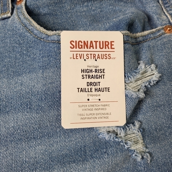 Levi's Heritage High Rise Distressed cropped ankle Jeans. Size 28W - Picture 6 of 11